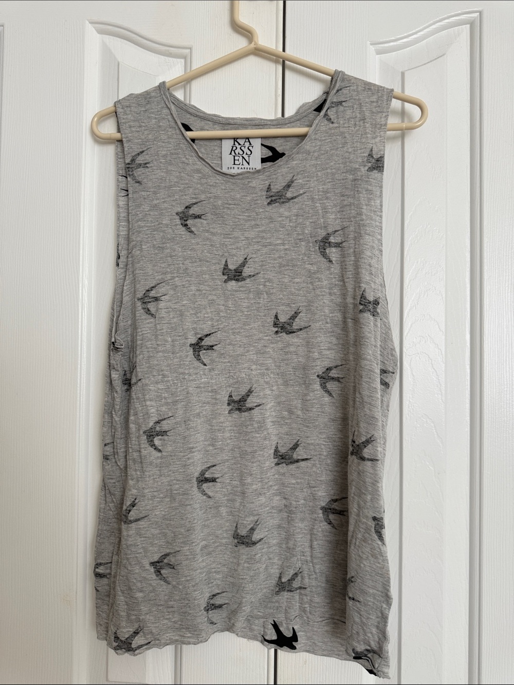 Zoe karssen Gray Sleeveless Bird Print Tank